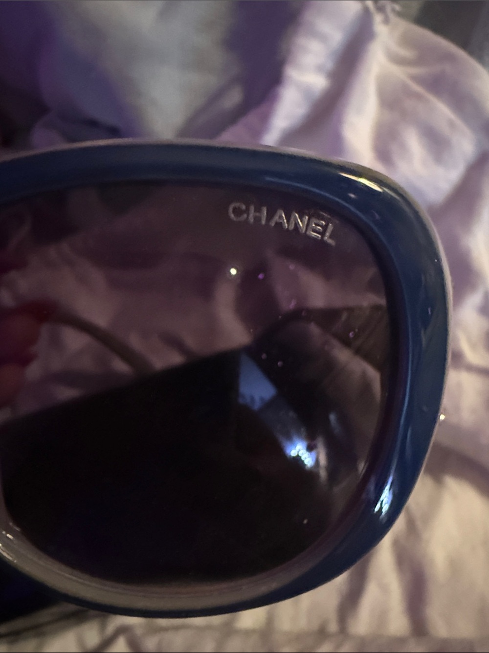Chanel sunglasses - Picture 2 of 4